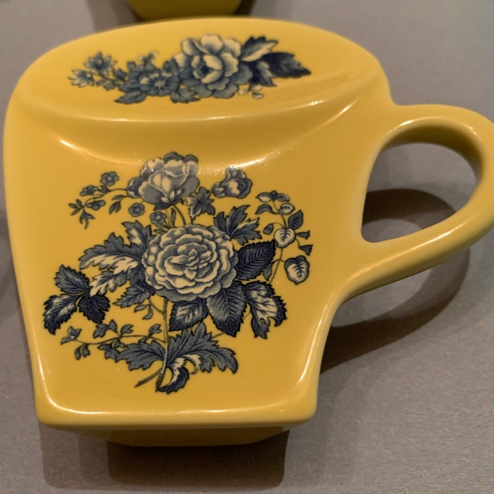 SPODE 4 Blue Room Garden Flowers Yellow Teacup Shaped Teabag/Spoon Rests L0407 - Picture 5 of 17